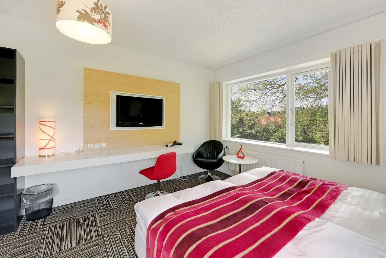 Hotel Jernbanegade Kibæk 外观 照片