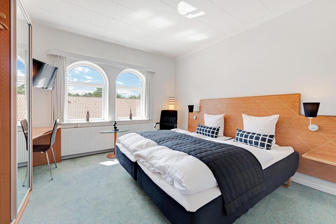 Hotel Jernbanegade Kibæk 外观 照片