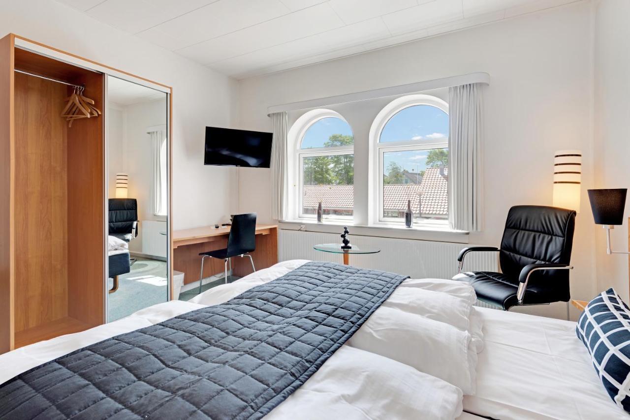Hotel Jernbanegade Kibæk 外观 照片